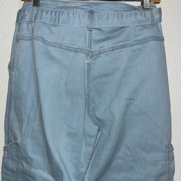 Cargo Jeans - Picture 3 of 3